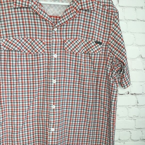 Columbia Men's‎ Plaid Omni-Shade Short Sleeve Button Up Shirt - Picture 13 of 16
